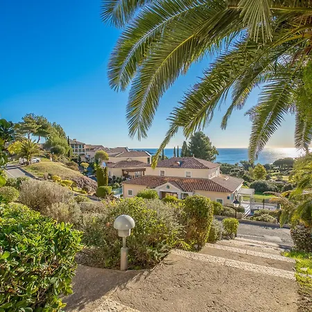 Lägenhet Village Cap Esterel - L'esquinade-110 By Interhome *