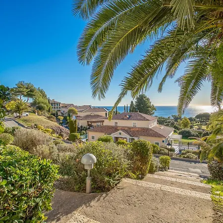 Apartment Village Cap Esterel - L'esquinade-110 By Interhome *